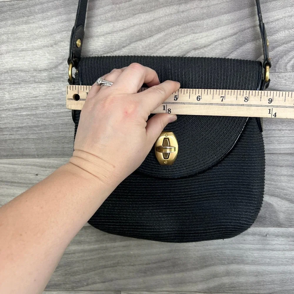 Eric Javits Crossbody Bag Women Black Raffia Flap Turnlock Inner Pockets Classic